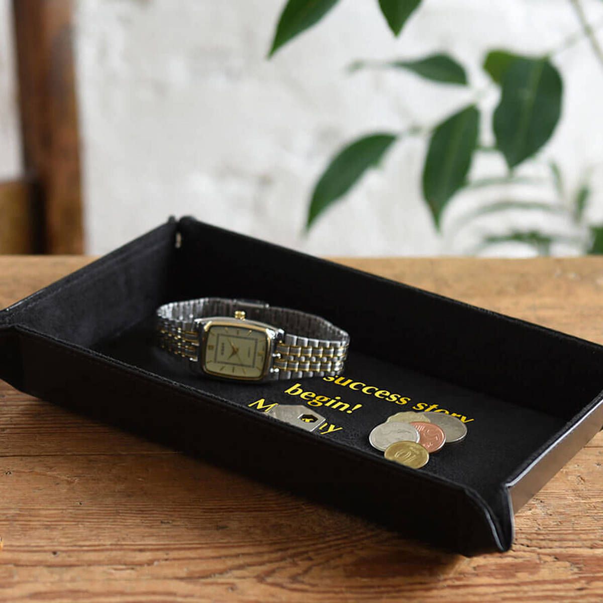 レザーボタントレイ レクタングル ブラック}